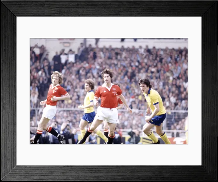 Framed Print : 1979 FA Cup Final Arsenal v Manchester United Frank Stapleton & Martin Buchan