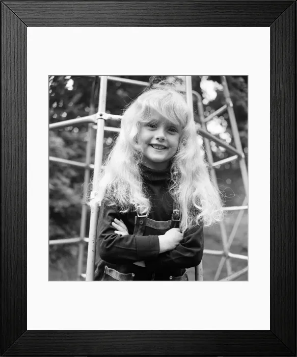 Framed Print : Samantha Gates, Child model, pictured at home in Kilburn, London, Friday 6th August 1971 Framed Print : Samantha Gates, Child model, pictured at home in Kilburn, London, Friday 6th August 1971
