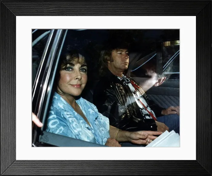 Framed Print : Elizabeth Taylor Actress attended a Freddie Mercury Tribute in Britain