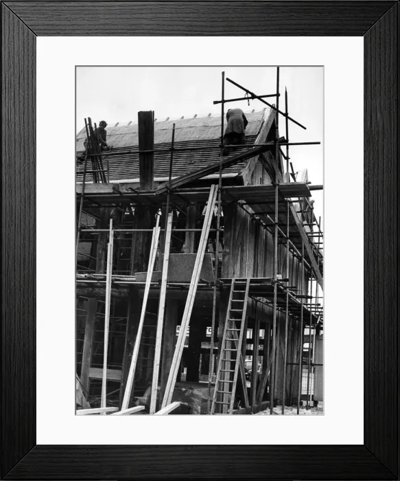 Framed Print : Workmen in action roofing old houses from Much Park Street, Coventry Framed Print : Workmen in action roofing old houses from Much Park Street, Coventry