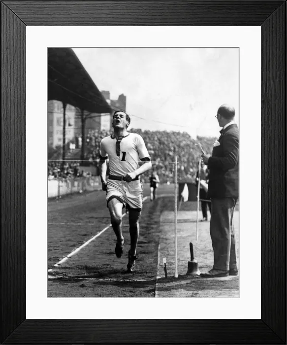 Framed Print : The finish of the 880 yards race, won by H. Gutteridge, at Stamford Bridge during Framed Print : The finish of the 880 yards race, won by H. Gutteridge, at Stamford Bridge during