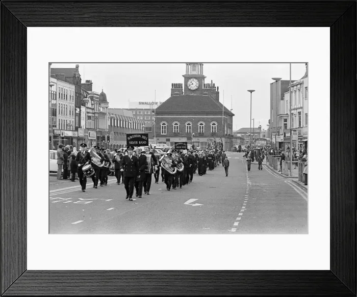 Framed Print : Remembrance Day service in Stockton-on-Tees. November 1974