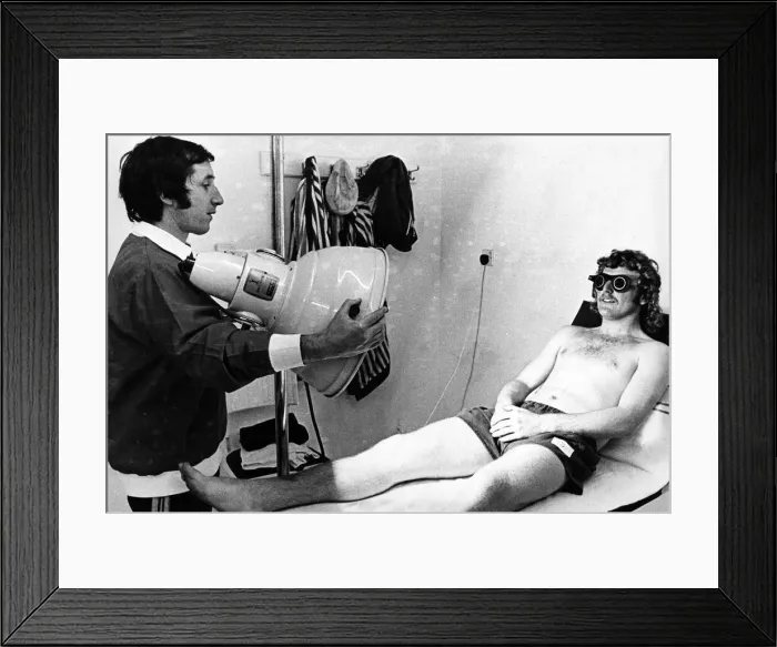 Framed Print : Middlesbrough F. C. physiotherapist Jimmy Headridge. 3rd January 1975 Framed Print : Middlesbrough F. C. physiotherapist Jimmy Headridge. 3rd January 1975