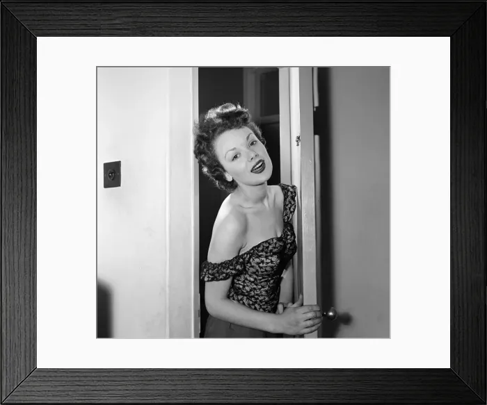 Framed Print : Singer Pauline Shepherd. 14th February 1957 Framed Print : Singer Pauline Shepherd. 14th February 1957