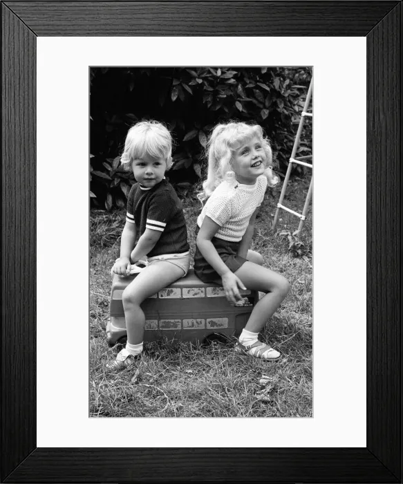 Framed Print : Stefan and Samantha Gates, Child models, Saturday 20th June 1970 Framed Print : Stefan and Samantha Gates, Child models, Saturday 20th June 1970
