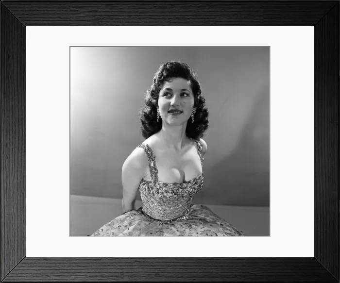 Framed Print : Just waiting for a break is 18-year- old singer Janice Peters who Framed Print : Just waiting for a break is 18-year- old singer Janice Peters who