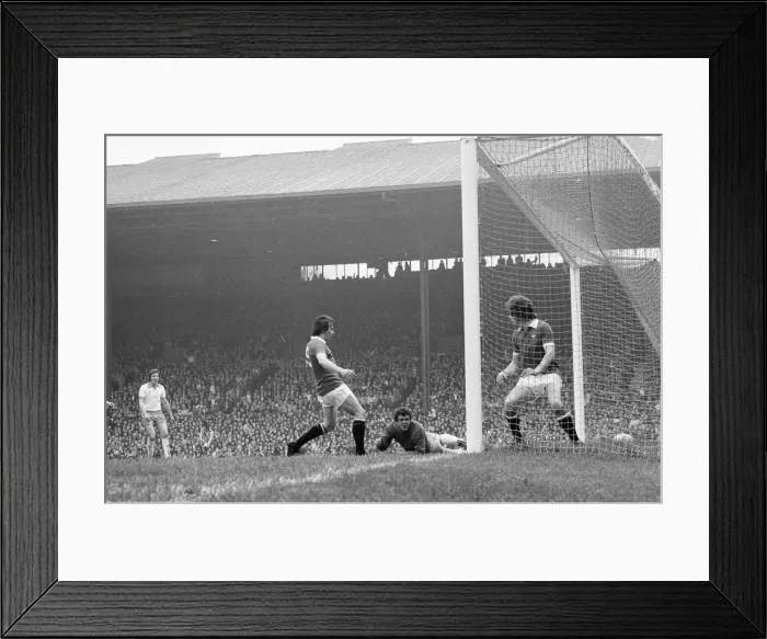 Framed Print : Manchester United 4-0 Blackpool, Division Two League match at Old Trafford, Manchester Framed Print : Manchester United 4-0 Blackpool, Division Two League match at Old Trafford, Manchester