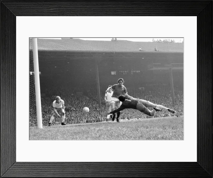 Framed Print : Manchester United 4-0 Blackpool, Division Two League match at Old Trafford, Manchester Framed Print : Manchester United 4-0 Blackpool, Division Two League match at Old Trafford, Manchester