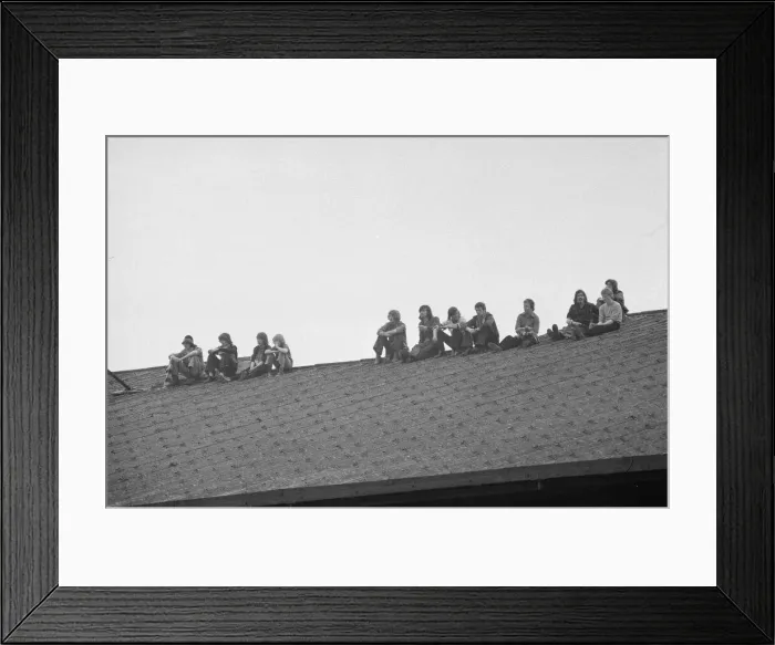 Framed Print : Manchester United 4-0 Blackpool, Division Two League match at Old Trafford, Manchester Framed Print : Manchester United 4-0 Blackpool, Division Two League match at Old Trafford, Manchester