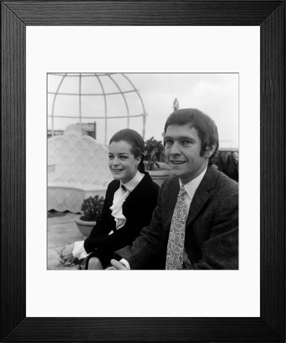 Framed Print : Tom Courtenay and Romy Schneider at the Dorchester Hotel looking at some of the places Framed Print : Tom Courtenay and Romy Schneider at the Dorchester Hotel looking at some of the places