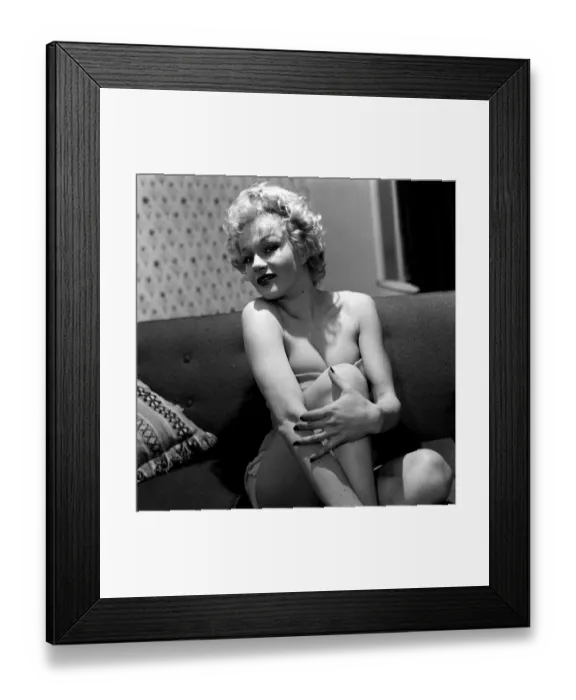 Framed Print : Actress Vanda Hudson. 25th January 1957 Framed Print : Actress Vanda Hudson. 25th January 1957