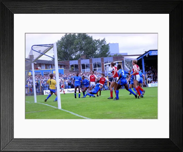Framed Print : Wimbledon v Arsenal - August 1988 29 / 08 / 1988 DM88-4680 Daily Mirror Framed Print : Wimbledon v Arsenal - August 1988 29 / 08 / 1988 DM88-4680 Daily Mirror
