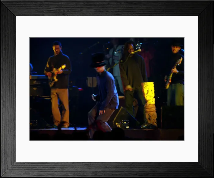 Framed Print : Jay Kay of Jamiroquai performing in Concert at Alexandra Palace, London Framed Print : Jay Kay of Jamiroquai performing in Concert at Alexandra Palace, London