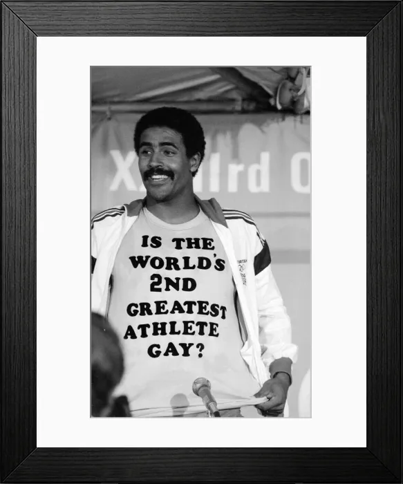 Framed Print : Olympic Games 1984, Los Angeles, USA, Daley Thompson athletic wearing a T Shirt with