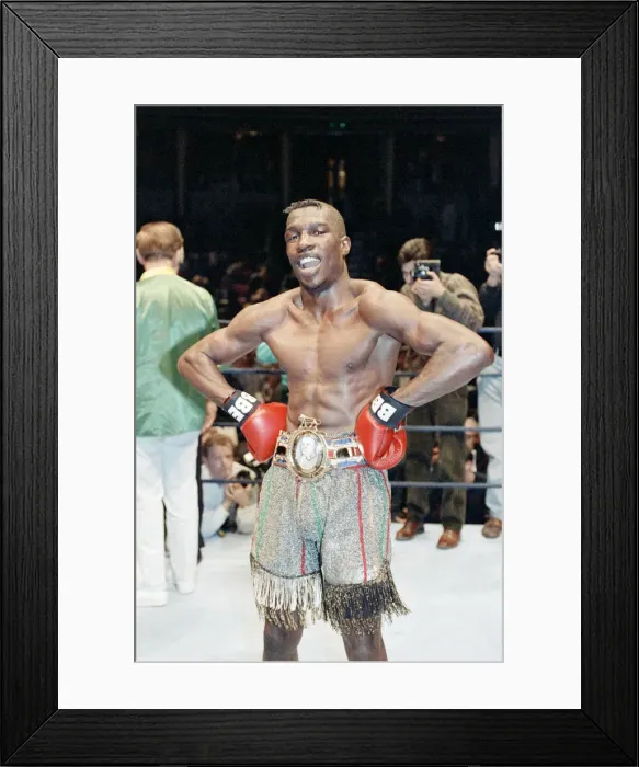 Framed Print : Del Bryan v Kirkland Laing for the British Welterweight Title, Royal Albert Hall Framed Print : Del Bryan v Kirkland Laing for the British Welterweight Title, Royal Albert Hall