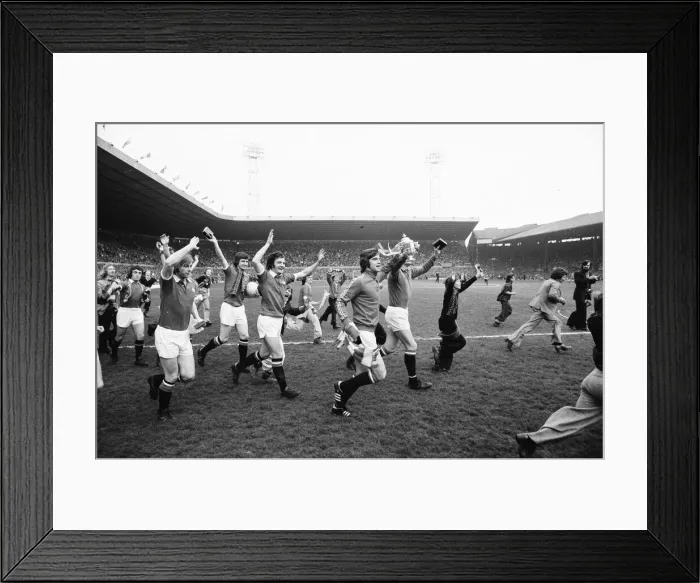 Framed Print : Manchester United 4-0 Blackpool, Division Two League match at Old Trafford, Manchester Framed Print : Manchester United 4-0 Blackpool, Division Two League match at Old Trafford, Manchester