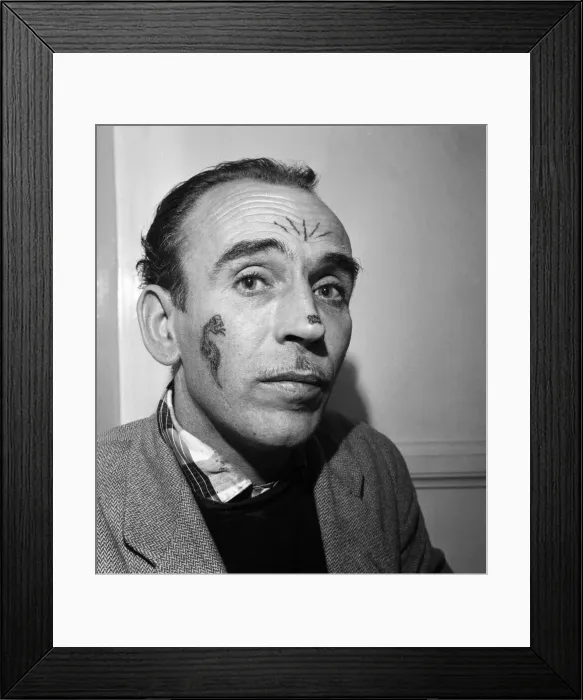 Framed Print : Henry Pat Ferrie, a professional tattooist, of Kings Cross Road, was disappointed in love Framed Print : Henry Pat Ferrie, a professional tattooist, of Kings Cross Road, was disappointed in love