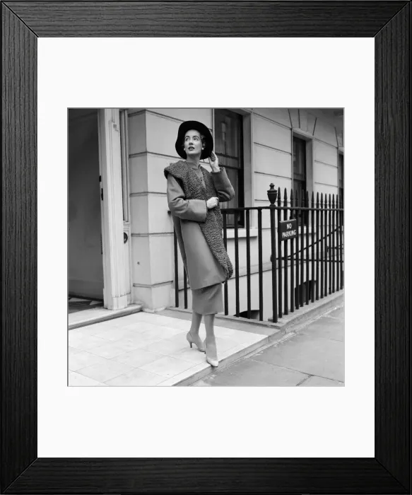 Framed Print : London fashion fortnight. 25th July 1955