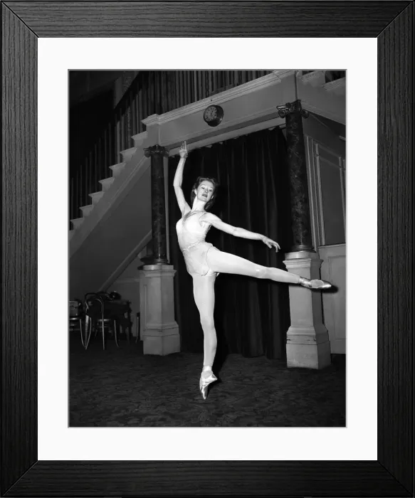 Framed Print : Moira Shearer, Lady Kennedy, ballet dancer and actress, pictured rehearsing at the Royal Framed Print : Moira Shearer, Lady Kennedy, ballet dancer and actress, pictured rehearsing at the Royal