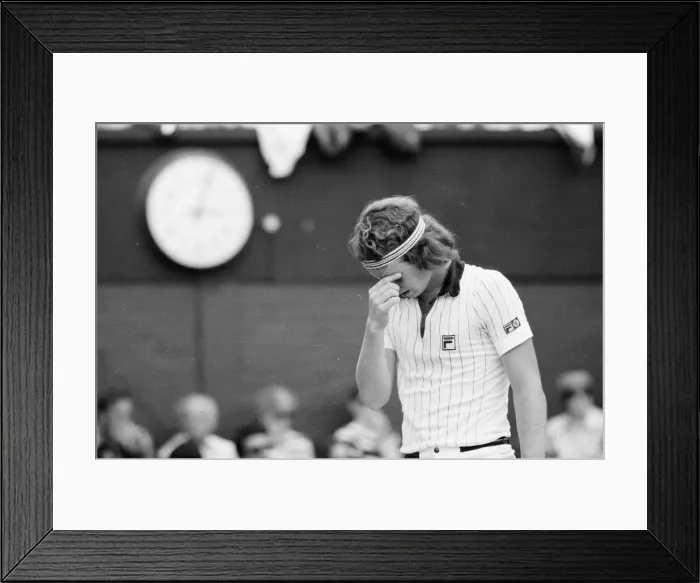 Framed Print : Jimmy Connors v John McEnroe, Wimbledon Mens Semi Final, Thursday 30th June 1977