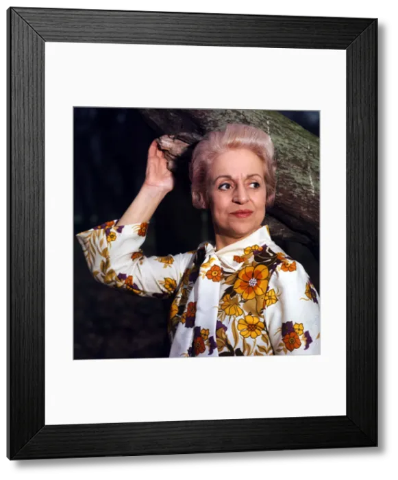 Framed Print : Carmen Silvera Actress - 1974 Daily Mirror Tony Smith Framed Print : Carmen Silvera Actress - 1974 Daily Mirror Tony Smith