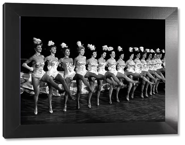 Dancing - Dancers Chorus Tiller Girls 15  /  09  /  1988 Daily Mirror
