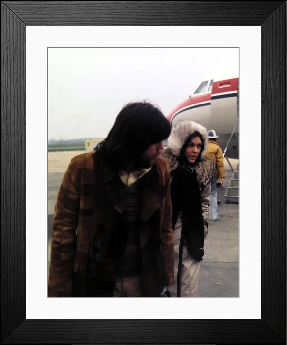Framed Print : The Carpenters - Pop Group Karen Carpenter arriving at Birmingham airport Framed Print : The Carpenters - Pop Group Karen Carpenter arriving at Birmingham airport