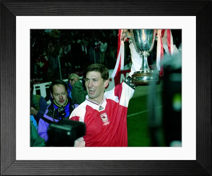Framed Print : Arsenal v Parma - European Cup Winners Cup 1994 Tony Adams celebrating after