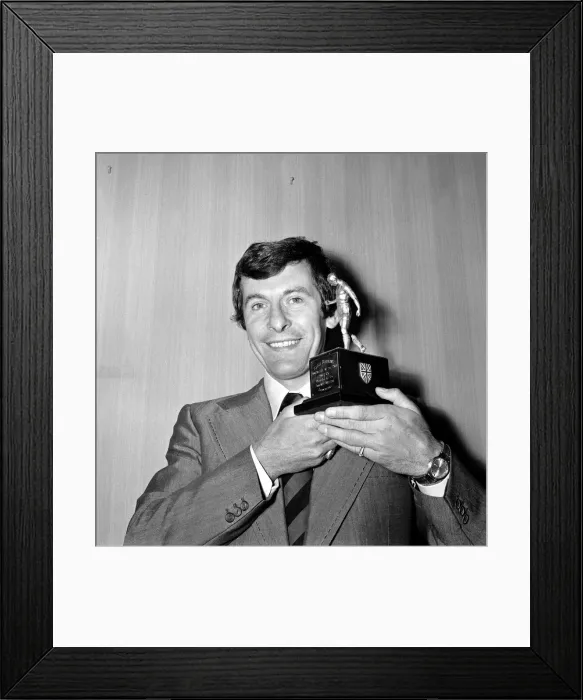 Framed Print : Alan Mullery Football Player of Fulham FC - May 1975 awarded with the Footballer of Framed Print : Alan Mullery Football Player of Fulham FC - May 1975 awarded with the Footballer of
