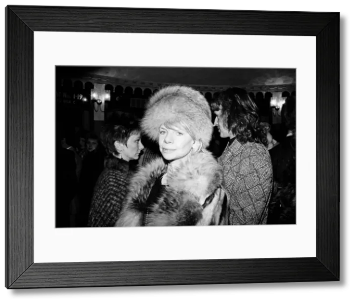 Framed Print : Jill Bennett attends a performance of Evita in London. 8th February 1986 Framed Print : Jill Bennett attends a performance of Evita in London. 8th February 1986