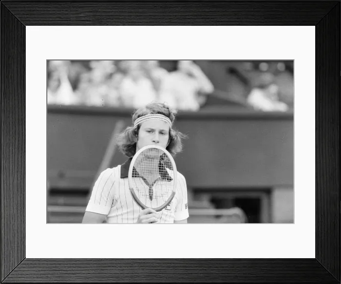 Framed Print : Jimmy Connors v John McEnroe, Wimbledon Mens Semi Final, Thursday 30th June 1977