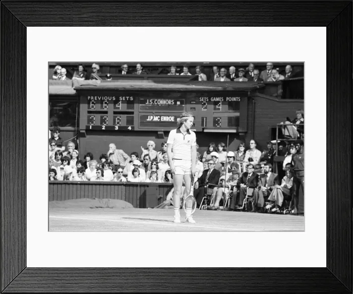 Framed Print : Jimmy Connors v John McEnroe, Wimbledon Mens Semi Final, Thursday 30th June 1977