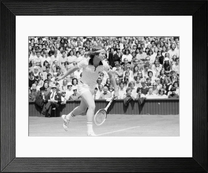 Framed Print : Jimmy Connors v John McEnroe, Wimbledon Mens Semi Final, Thursday 30th June 1977 Framed Print : Jimmy Connors v John McEnroe, Wimbledon Mens Semi Final, Thursday 30th June 1977