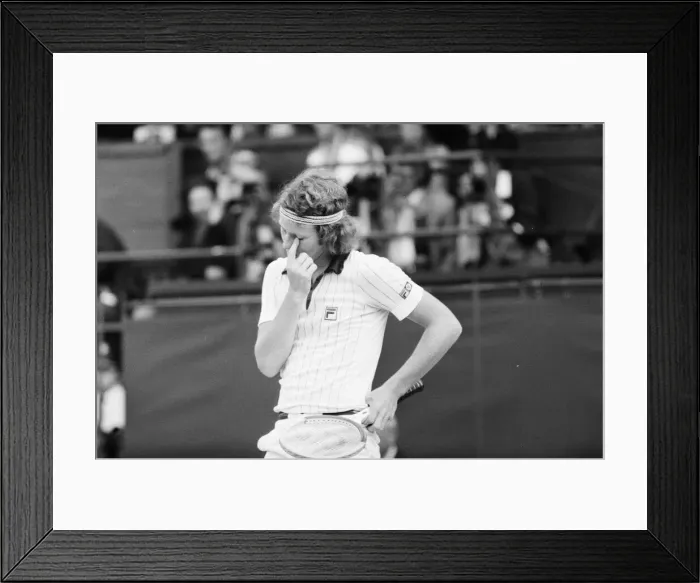 Framed Print : Jimmy Connors v John McEnroe, Wimbledon Mens Semi Final, Thursday 30th June 1977