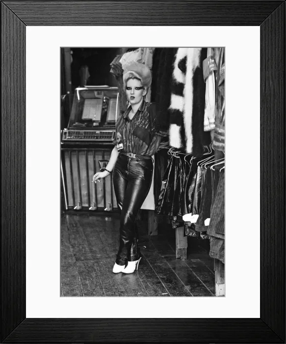 Framed Print : Queen of Punk Rockers, Pamela Rooke aka Jordan at Sex'shop on the Kings Road