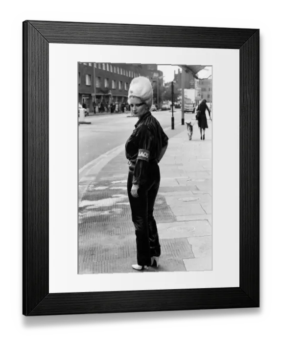 Framed Print : Queen of Punk Rockers, Pamela Rooke aka Jordan at Sex'shop on the Kings Road