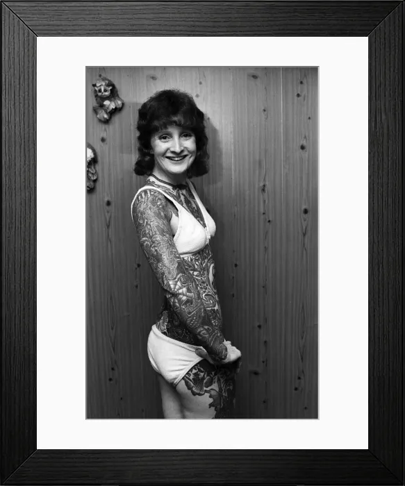 Framed Print : Rusty Field, tattooed lady. 28th November 1975 Framed Print : Rusty Field, tattooed lady. 28th November 1975
