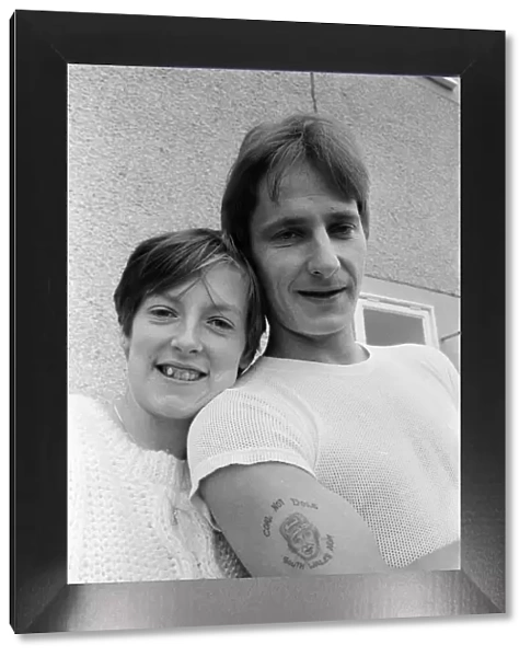 Kelvin Bailey and his new tattoo of Arthur Scargill. 20th September 1984