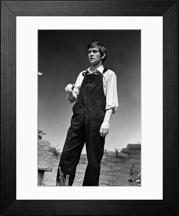 Framed Print : Tom Courtenay as Leonard in Time and Time Again