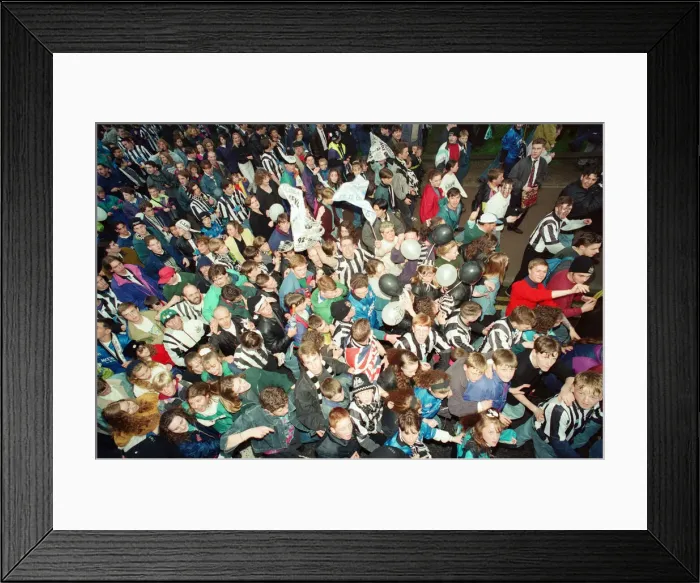 Framed Print : Newcastle United celebrations as they win the League Division 1 Framed Print : Newcastle United celebrations as they win the League Division 1