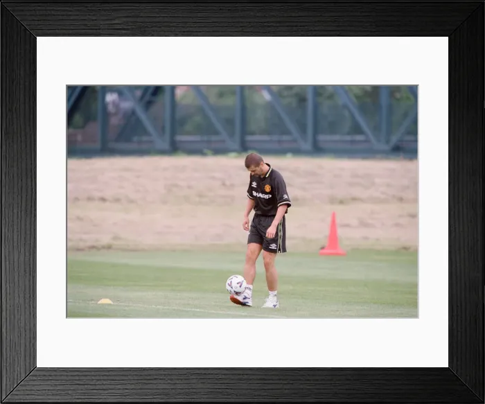 Framed Print : Manchester United in pre season training at the Cliff. (Picture Framed Print : Manchester United in pre season training at the Cliff. (Picture