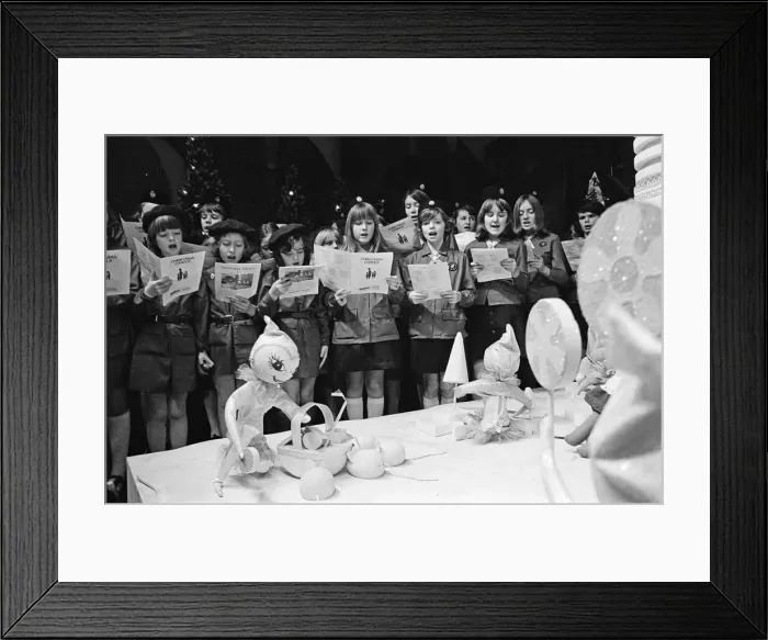 Framed Print : Marathon carol singers, in the Cleveland. Middlesbrough, North Yorkshire, 1974 Framed Print : Marathon carol singers, in the Cleveland. Middlesbrough, North Yorkshire, 1974