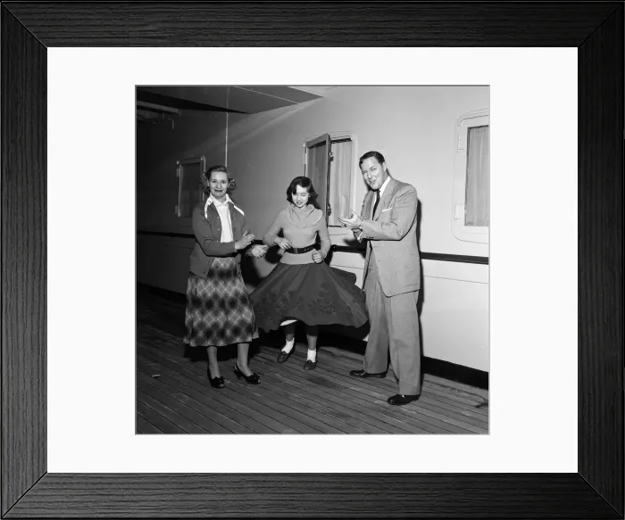 Framed Print : Bill Haley on his first visit to England which was largely sponsored by the Daily Mirror Framed Print : Bill Haley on his first visit to England which was largely sponsored by the Daily Mirror