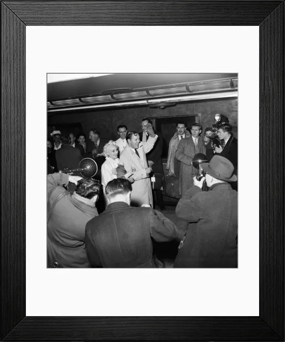 Framed Print : Bill Haley on his first visit to England which was largely sponsored by the Daily Mirror Framed Print : Bill Haley on his first visit to England which was largely sponsored by the Daily Mirror