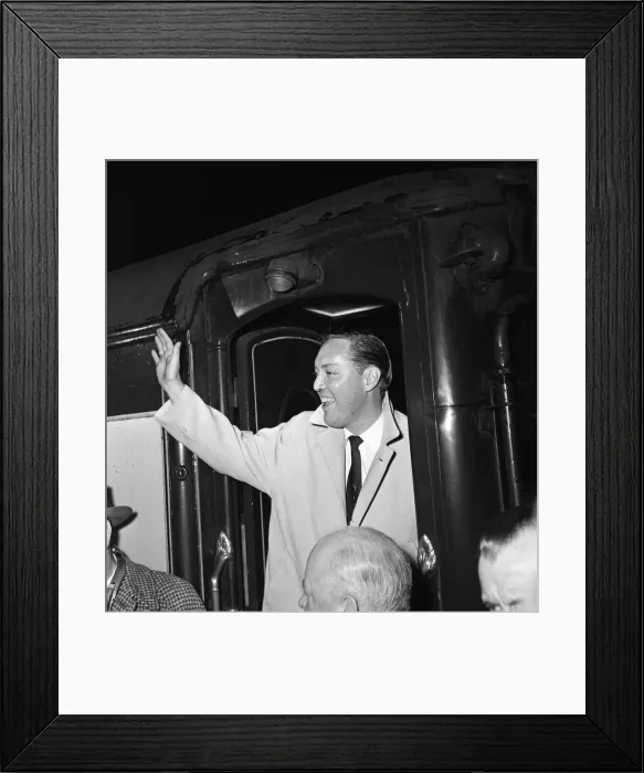 Framed Print : Bill Haley on his first visit to England which was largely sponsored by the Daily Mirror Framed Print : Bill Haley on his first visit to England which was largely sponsored by the Daily Mirror