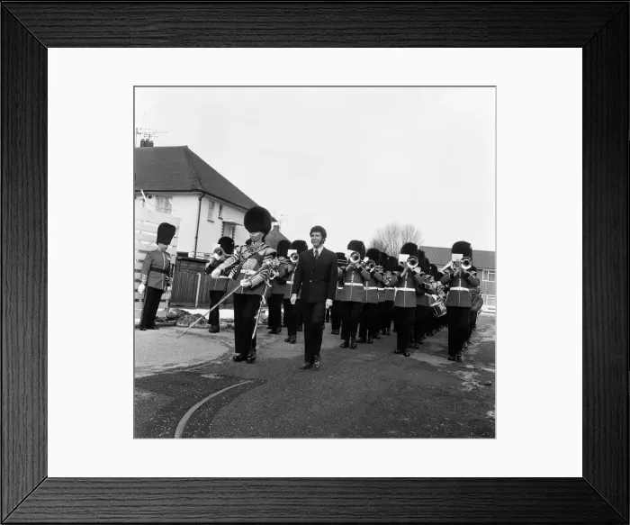 Framed Print : Tom Jones met the band of the Welsh Guards at ATVs Studio Centre, Borehamwood, today Framed Print : Tom Jones met the band of the Welsh Guards at ATVs Studio Centre, Borehamwood, today