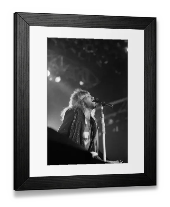 Framed Print : Bon Jovi performing at Monsters of Rock, Castle Donington. Pictured, Jon Bon Jovi