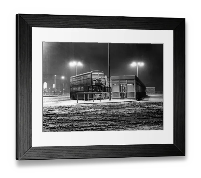 Framed Print : The bleak scene at the Pier Head as the snow gets a grip. Liverpool, Merseyside