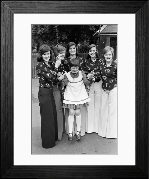 Framed Print : The Nolan sisters, Anne (23), Denise (22). Maureen (20), Linda (15)