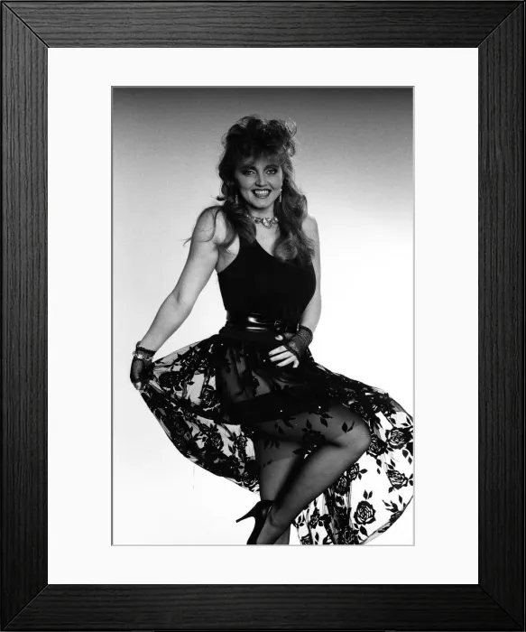 Framed Print : Singer and actress Linda Nolan. 5th March 1985 Framed Print : Singer and actress Linda Nolan. 5th March 1985